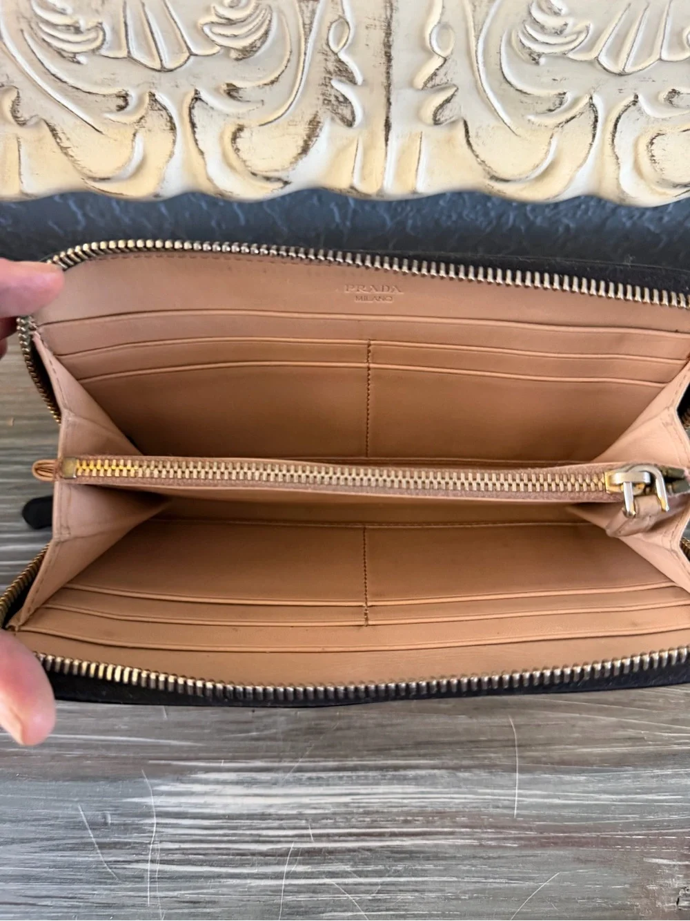 🥂HP🥂 Prada Black Zip Around Leather Wallet - Picture 13 of 14